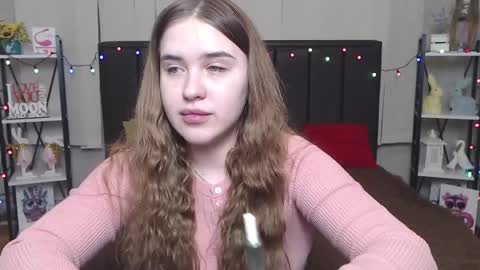LauraHlot online show from 01-23-25, 04:09