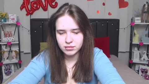 LauraHlot online show from 03-09-25, 09:36