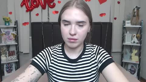 LauraHlot online show from 03-31-26, 06:14