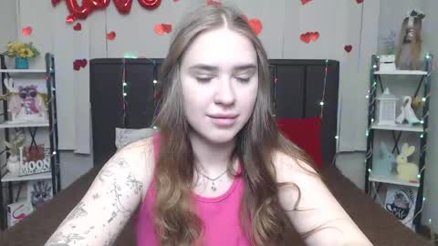 LauraHlot online show from 05-26-26, 06:42