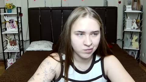 LauraHlot online show from 07-29-26, 07:17