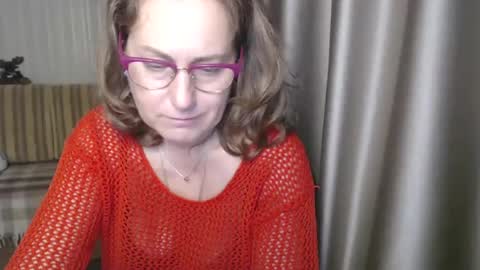 Lauraoven1 online show from 12-19-24, 03:30