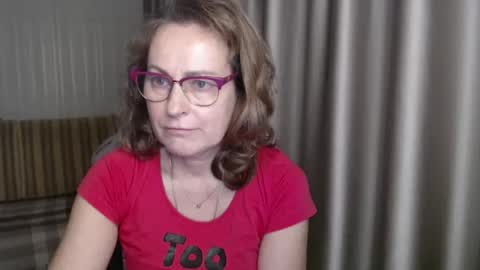 Lauraoven1 online show from 01-11-25, 02:25