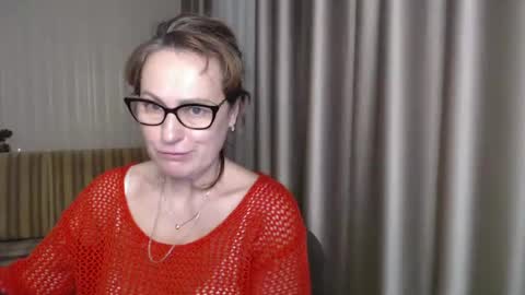 Lauraoven1 online show from 02-10-25, 05:30