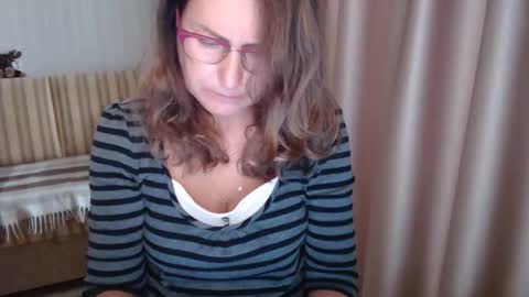 Lauraoven1 online show from 10-02-25, 09:16