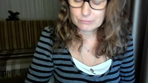 Lauraoven1 online show from 10-27-25, 03:16