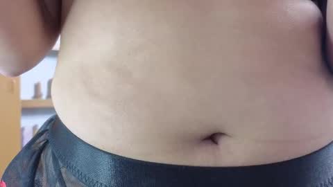 Laura online show from 09-18-25, 10:34