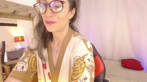 Snapshot of laurasofia45 chatting on 05-08-26, 02:55 Laura Sofia online show from 05-08-26, 02:55