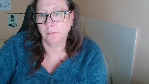 laureanne online show from 12-08-24, 10:19