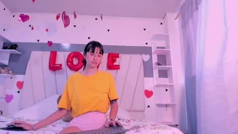 Laurem online show from 02-27-25, 04:43