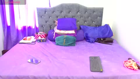 Lauren online show from 09-11-25, 09:04