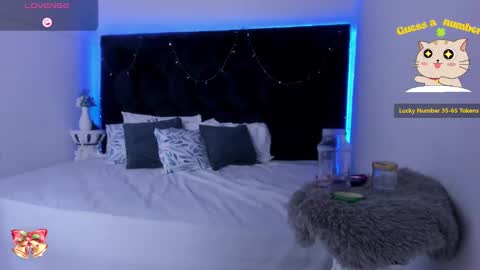 Lauren online show from 02-07-25, 06:13