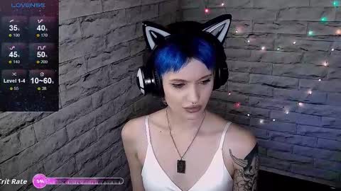 Snapshot of lauren_raquel chatting on 11-09-25, 06:28 Eva online show from 11-09-25, 06:28