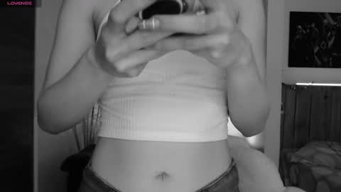 Snapshot of lauren_sweet7 chatting on 12-29-24, 11:50 Lauren online show from 12-29-24, 11:50