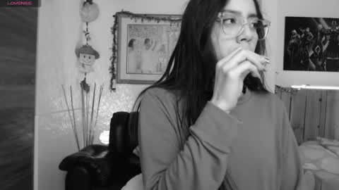 Snapshot of lauren_sweet7 chatting on 01-08-25, 01:53 Lauren online show from 01-08-25, 01:53