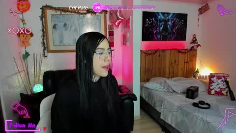 Snapshot of lauren_sweet7 chatting on 02-17-25, 11:42 Lauren online show from 02-17-25, 11:42