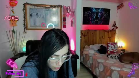 Snapshot of lauren_sweet7 chatting on 03-11-25, 06:00 Lauren online show from 03-11-25, 06:00