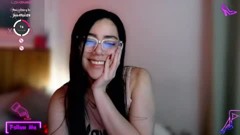 Snapshot of lauren_sweet7 chatting on 10-05-25, 09:51 Lauren online show from 10-05-25, 09:51