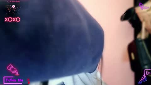 Snapshot of lauren_sweet7 chatting on 10-25-25, 12:45 Lauren online show from 10-25-25, 12:45