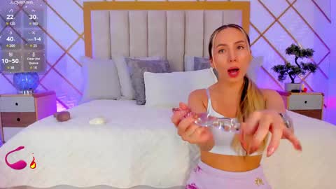    online show from 03-10-25, 09:21