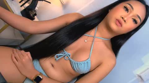 chloe3 online show from 11-27-25, 06:32