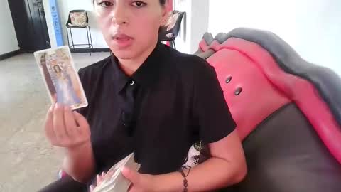 laurenhot94 online show from 11-04-25, 03:22