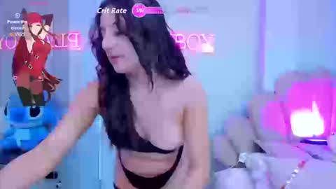 Snapshot of laurenhu chatting on 09-10-25, 05:18 Lauren Hu online show from 09-10-25, 05:18