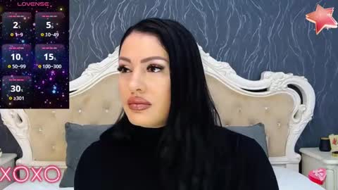 Snapshot of laurenjenssen chatting on 01-13-25, 08:05 Laura online show from 01-13-25, 08:05