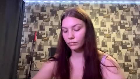 Snapshot of laurenjungling chatting on 09-18-25, 04:31 Hannah online show from 09-18-25, 04:31