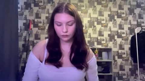 Snapshot of laurenjungling chatting on 09-23-25, 04:21 Hannah online show from 09-23-25, 04:21