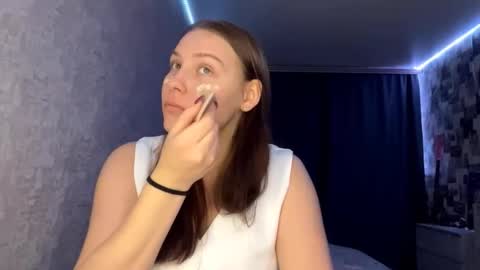 Snapshot of laurenjungling chatting on 10-05-25, 07:01 Hannah online show from 10-05-25, 07:01