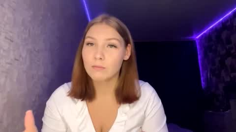 Snapshot of laurenjungling chatting on 10-17-25, 04:31 Hannah online show from 10-17-25, 04:31