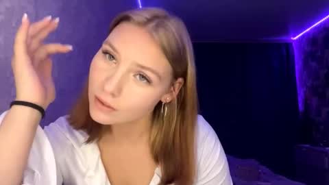 Snapshot of laurenjungling chatting on 10-18-25, 01:12 Hannah online show from 10-18-25, 01:12