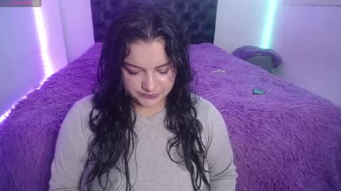 laurenkenner28_ online show from 04-23-26, 06:54