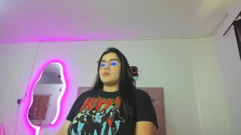 laurenlaine online show from 02-24-25, 07:09