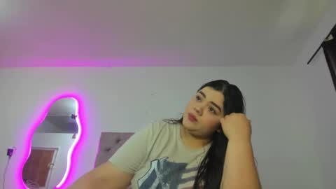 Snapshot of laurenlaine99 chatting on 03-10-25, 12:26 laurenlaine online show from 03-10-25, 12:26