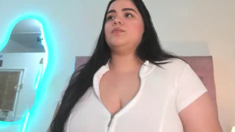 laurenlaine online show from 04-25-26, 05:54