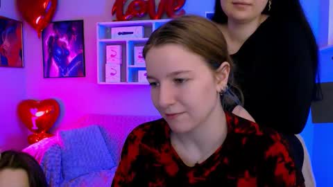 Laure online show from 02-14-26, 10:23