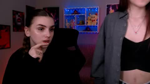 Laure online show from 04-29-26, 05:30