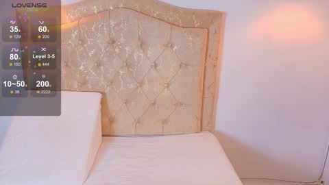 Snapshot of laurenn_smitth chatting on 11-24-25, 12:49 laurenn_smitth online show from 11-24-25, 12:49