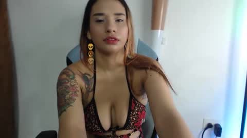 Snapshot of laurenphillipsx chatting on 12-06-24, 11:14 Lauren online show from 12-06-24, 11:14