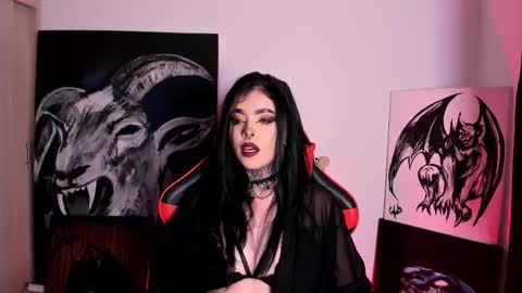 Snapshot of laurenrousexx chatting on 10-03-25, 01:02 LAUREN INDEPENDENT MODEL HELP ME REACH 100 LIKES PLS online show from 10-03-25, 01:02