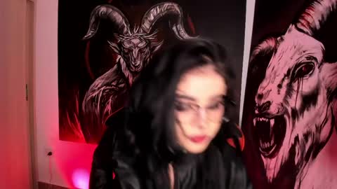 Snapshot of laurenrousexx chatting on 05-16-26, 11:57 LAUREN INDEPENDENT MODEL HELP ME REACH 100 LIKES PLS online show from 05-16-26, 11:57