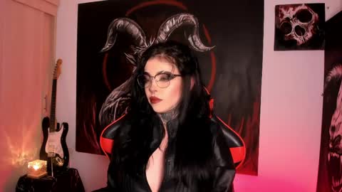 Snapshot of laurenrousexx chatting on 05-26-26, 02:07 LAUREN INDEPENDENT MODEL HELP ME REACH 100 LIKES PLS online show from 05-26-26, 02:07