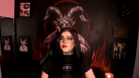 Snapshot of laurenrousexx chatting on 06-14-26, 01:25 LAUREN INDEPENDENT MODEL HELP ME REACH 100 LIKES PLS online show from 06-14-26, 01:25