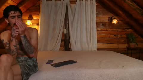 Lauren and Cristopher online show from 01-10-26, 04:03