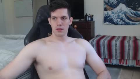 Snapshot of laurenssyx chatting on 10-12-25, 04:17 Lauren online show from 10-12-25, 04:17