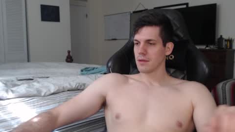 Snapshot of laurenssyx chatting on 10-22-25, 04:18 Lauren online show from 10-22-25, 04:18