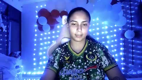 Laurent online show from 12-21-24, 05:03