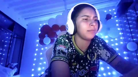 Laurent online show from 12-23-24, 07:06